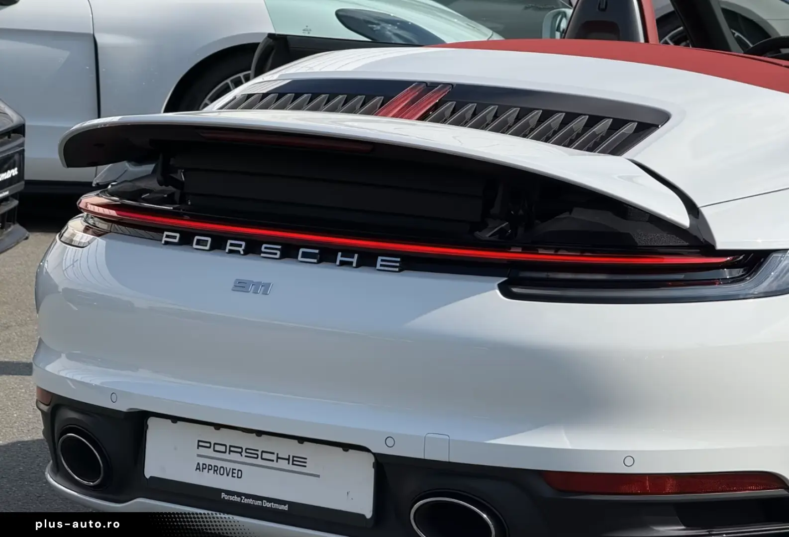 Porsche 992 911 Carrera Cabriolet Sportabgas