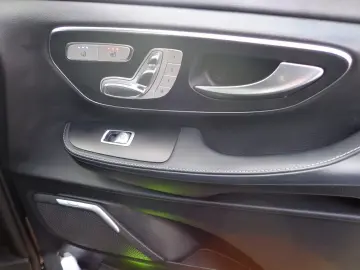 MERCEDES-BENZ V 300 4x4 Avantgarde Edition AMG