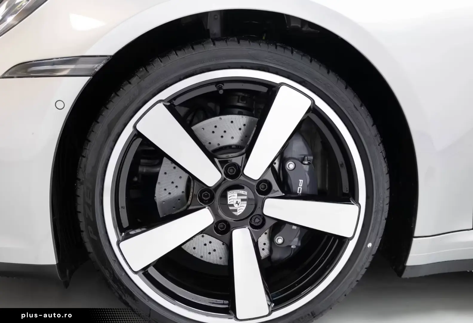 Porsche 992 .2 Carrera Cab. Lift 360 Bose