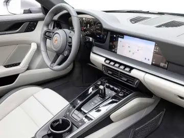 Porsche 992 .2 Carrera Cab. Lift 360 Bose