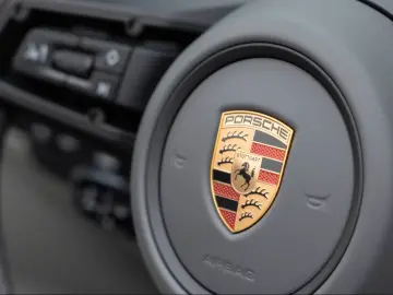 Porsche 992 .2 Carrera Cab. Lift 360 Bose