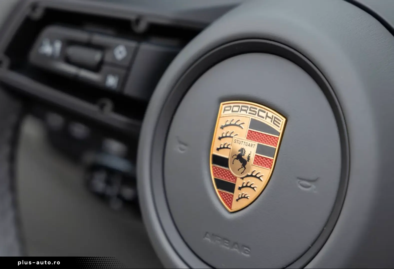 Porsche 992 .2 Carrera Cab. Lift 360 Bose