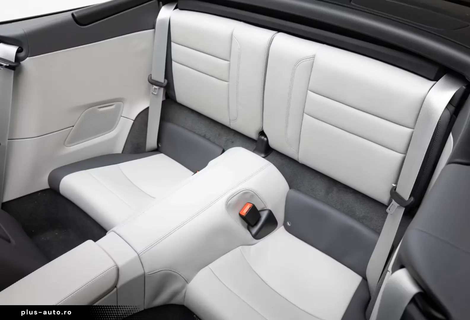 Porsche 992 .2 Carrera Cab. Lift 360 Bose