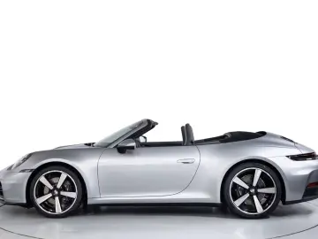 Porsche 992 .2 Carrera Cab. Lift 360 Bose