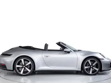 Porsche 992 .2 Carrera Cab. Lift 360 Bose