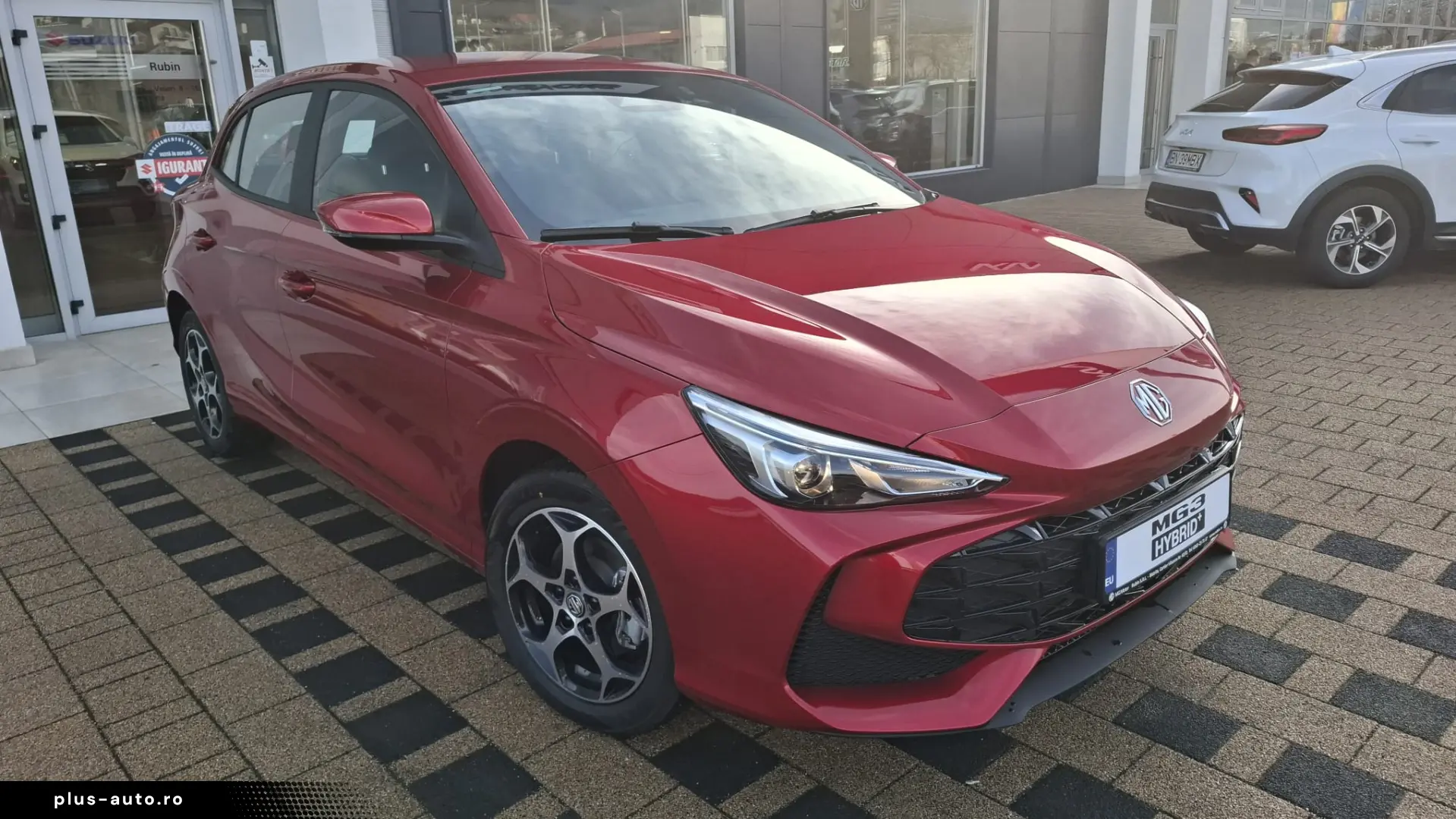 MG3 HEV 5 usi Exclusive 1.5L PFI HEV 194 CP AT
