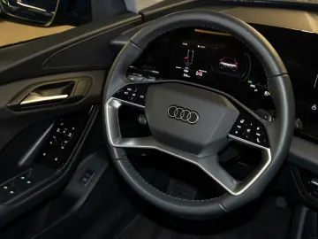 AUDI Q6 Sportback e-tron Automatik