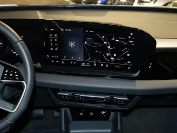 AUDI Q6 Sportback e-tron Automatik