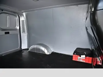 MAXUS eDeliver 3 SWB 50.2KWT SHZ Klima RFK DAB