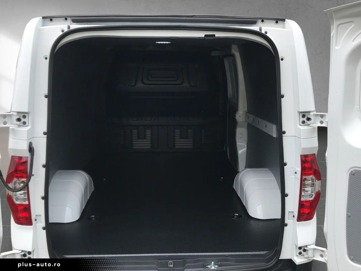 MAXUS eDeliver 3 L2 Kasten  CAM DAB PDC TEL SHZ KLIMA