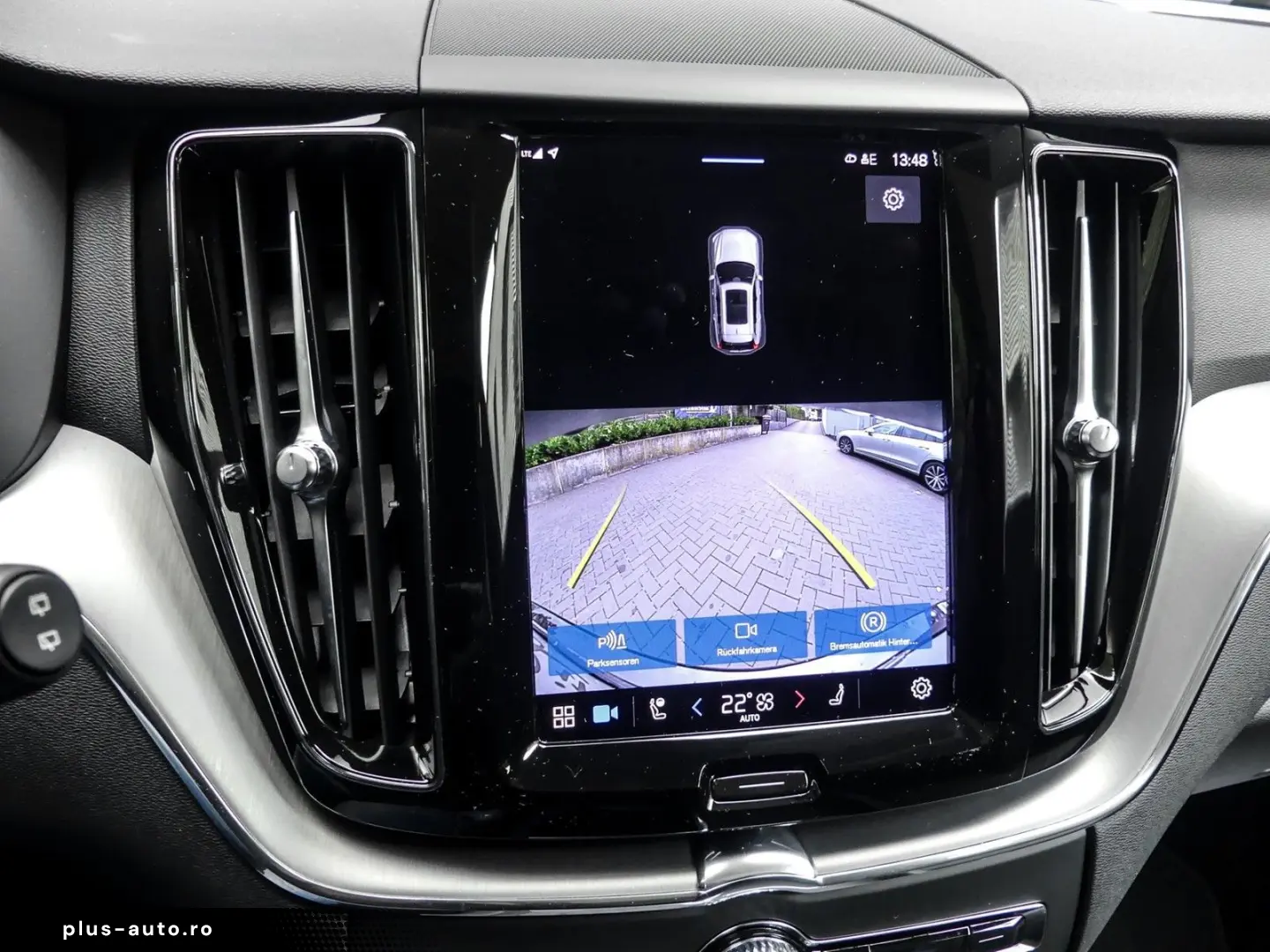 VOLVO XC60 T6 Core Recharge Plug-In Hybrid AWD Geartro