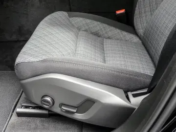 VOLVO XC60 T6 Core Recharge Plug-In Hybrid AWD Geartro
