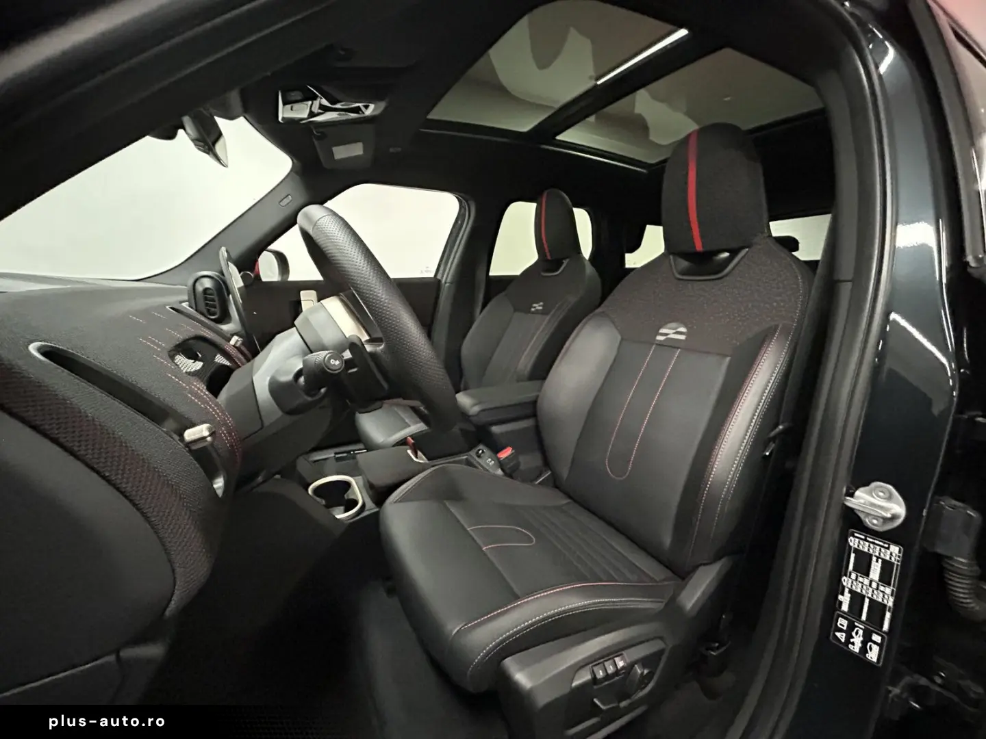 MINI John Cooper Works Countryman ALL4 JCW Trim DA. P