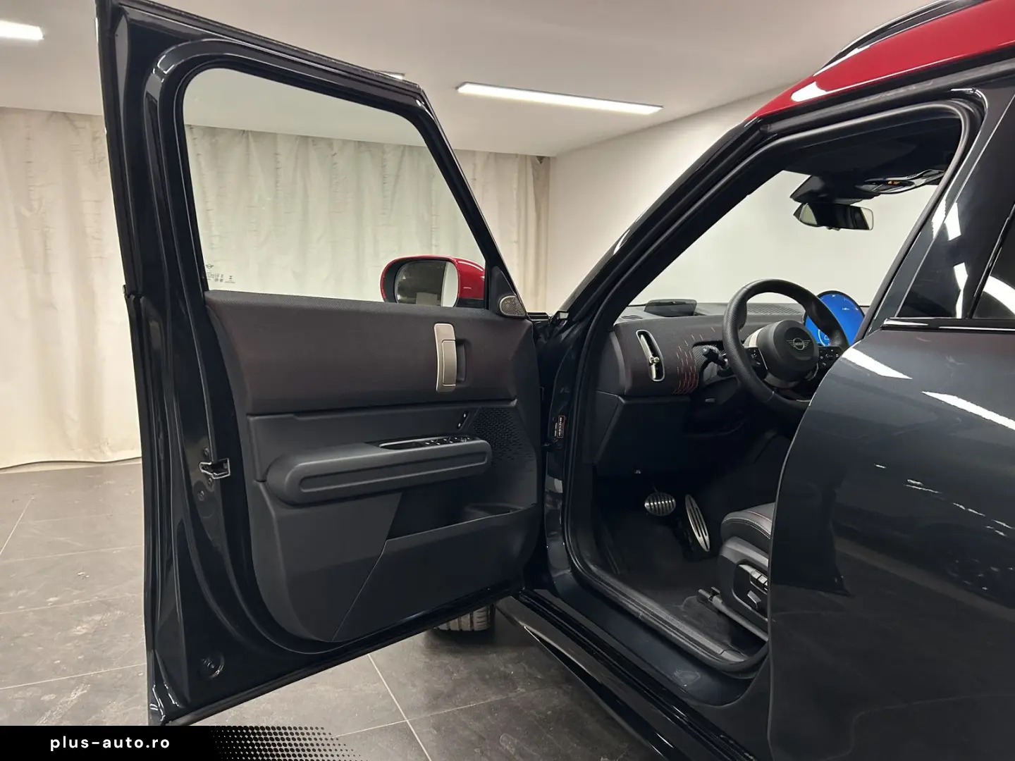MINI John Cooper Works Countryman ALL4 JCW Trim DA. P