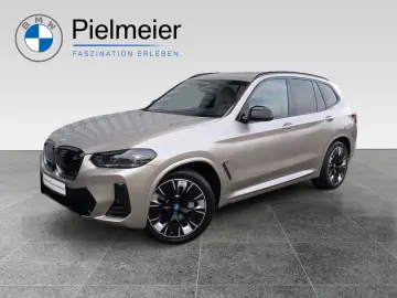 BMW iX3 Impressive Head-Up Dr.As.Prof H K HiFi 20J