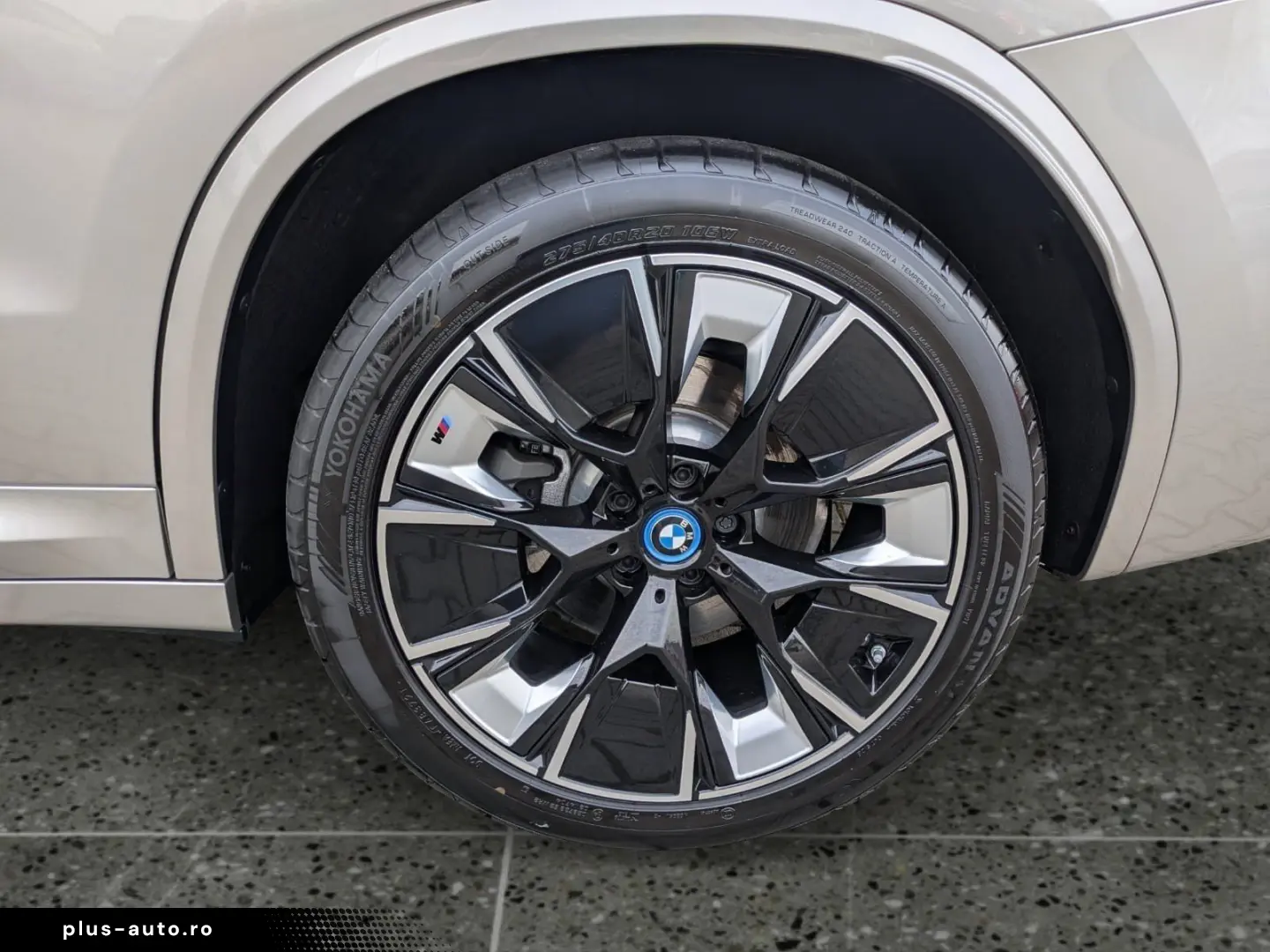 BMW iX3 Impressive Head-Up Dr.As.Prof H K HiFi 20J