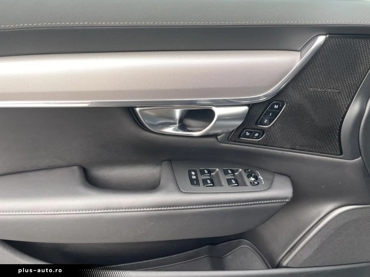 VOLVO V90 T8 AWD Plus Bright PANO 360  LED NAVI 19LM