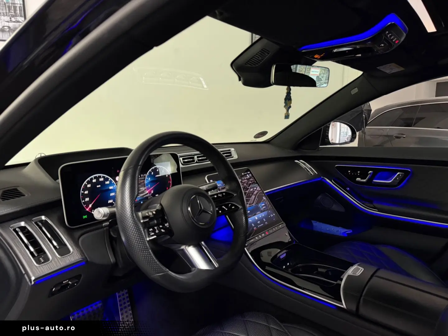 MERCEDES-BENZ S500 4M L AMG PANO BURM DESIGNO 3X TV HUD 360