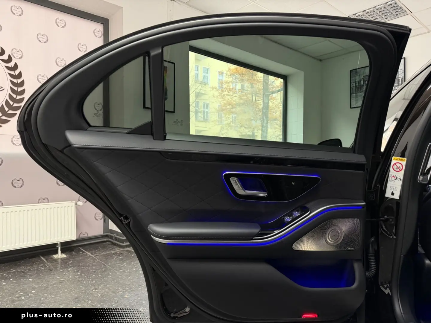 MERCEDES-BENZ S500 4M L AMG PANO BURM DESIGNO 3X TV HUD 360