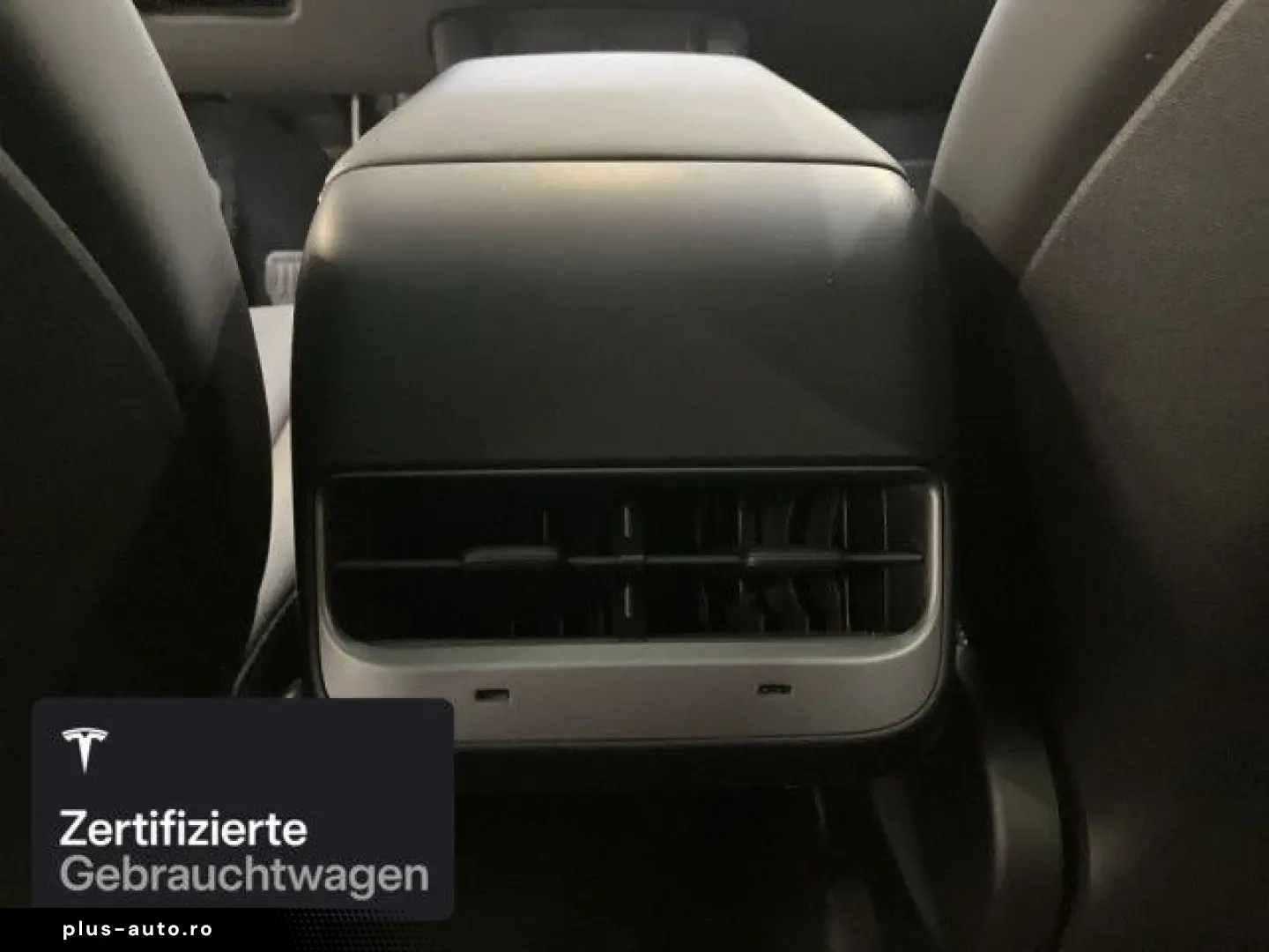 TESLA Model Y Rear-Wheel Drive