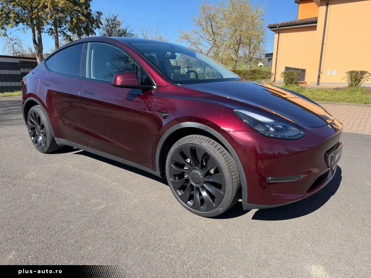 TESLA Model Y Long Range Dual Motor AWD R21 96 8% SOH
