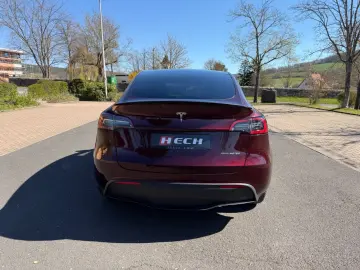 TESLA Model Y Long Range Dual Motor AWD R21 96 8% SOH