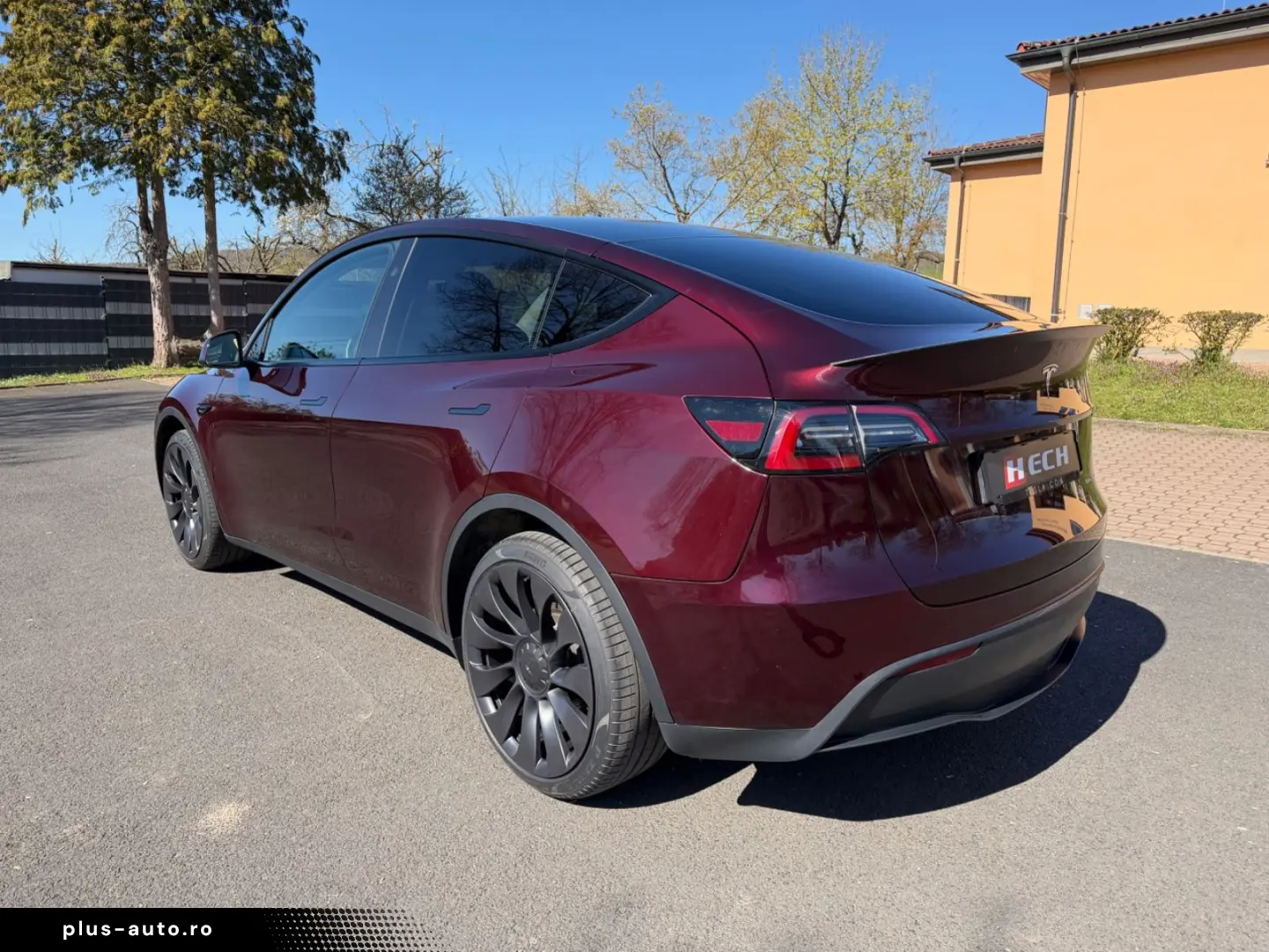 TESLA Model Y Long Range Dual Motor AWD R21 96 8% SOH