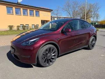 TESLA Model Y Long Range Dual Motor AWD R21 96 8% SOH