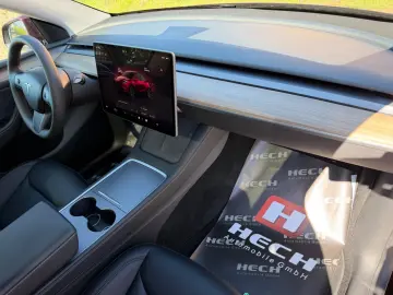 TESLA Model Y Long Range Dual Motor AWD R21 96 8% SOH