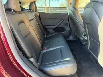 TESLA Model Y Long Range Dual Motor AWD R21 96 8% SOH
