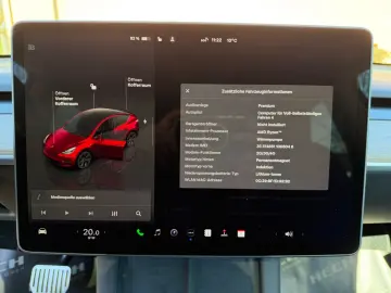 TESLA Model Y Long Range Dual Motor AWD R21 96 8% SOH