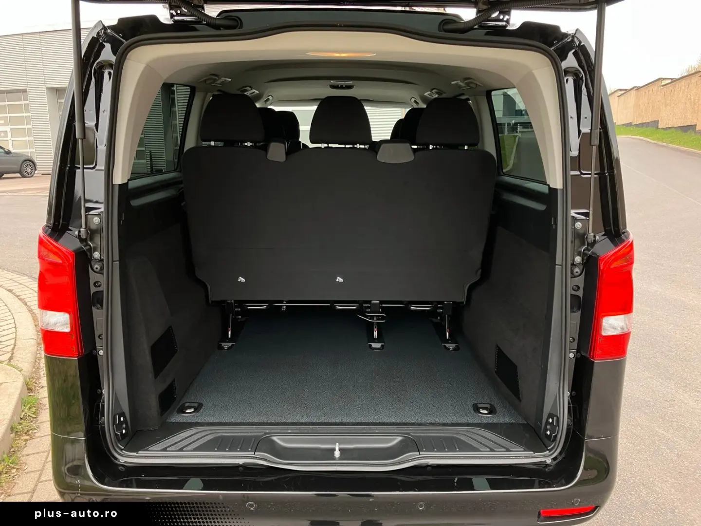 MERCEDES-BENZ VITO 116 TOURER PRO EXTRALANG 9G-TRON