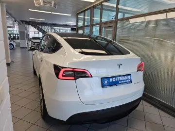 TESLA Model Y Longe Range Allrad Leder Kamera Panodach