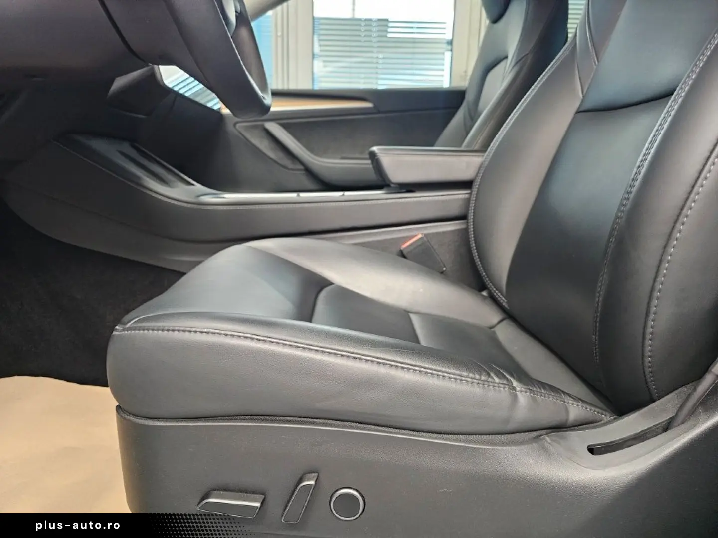 TESLA Model Y Longe Range Allrad Leder Kamera Panodach