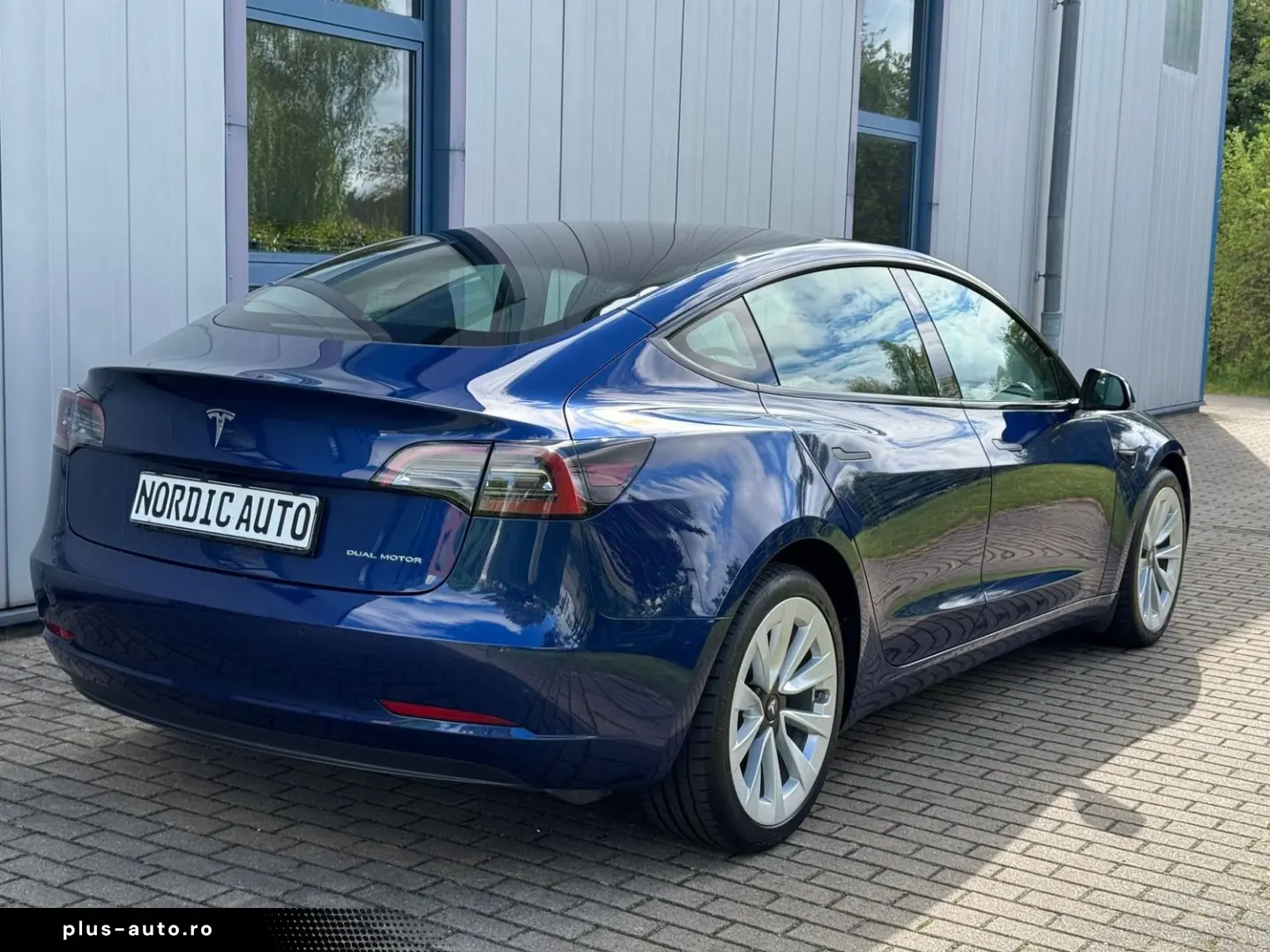 TESLA Model 3 Long Range Dual AWD   EAP   8fachbereift