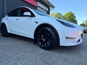 TESLA Model Y Long Range Dual AWD 360Kamera 1xHand Übe