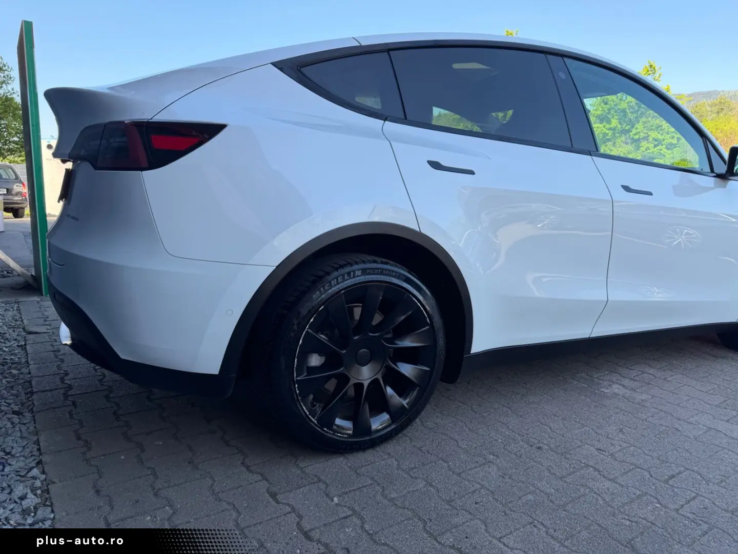 TESLA Model Y Long Range Dual AWD 360Kamera 1xHand Übe