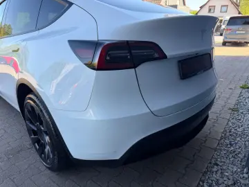 TESLA Model Y Long Range Dual AWD 360Kamera 1xHand Übe