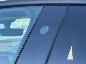TESLA Model Y Long Range Dual AWD 360Kamera 1xHand Übe