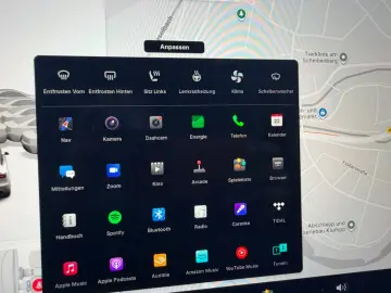 TESLA Model Y Long Range Dual AWD 360Kamera 1xHand Übe