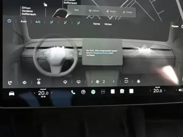 TESLA Model Y Long Range Dual AWD Pano ACC 20