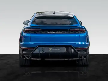 LAMBORGHINI Urus SE   Akrapovic   Carbon Interior