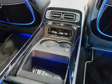 MERCEDES-BENZ S 680 Maybach