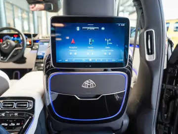 MERCEDES-BENZ S 680 Maybach