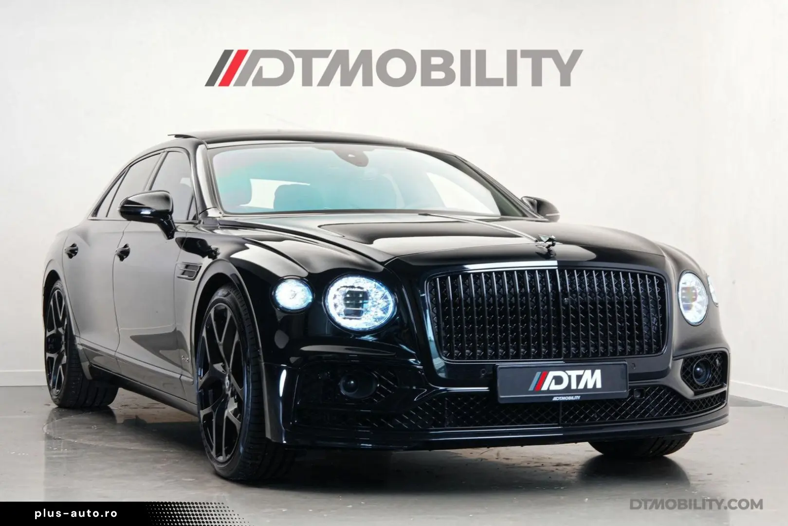 BENTLEY Flying Spur 6.0 W12 Mulliner   Black Line   Illu