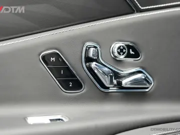 BENTLEY Flying Spur 6.0 W12 Mulliner   Black Line   Illu