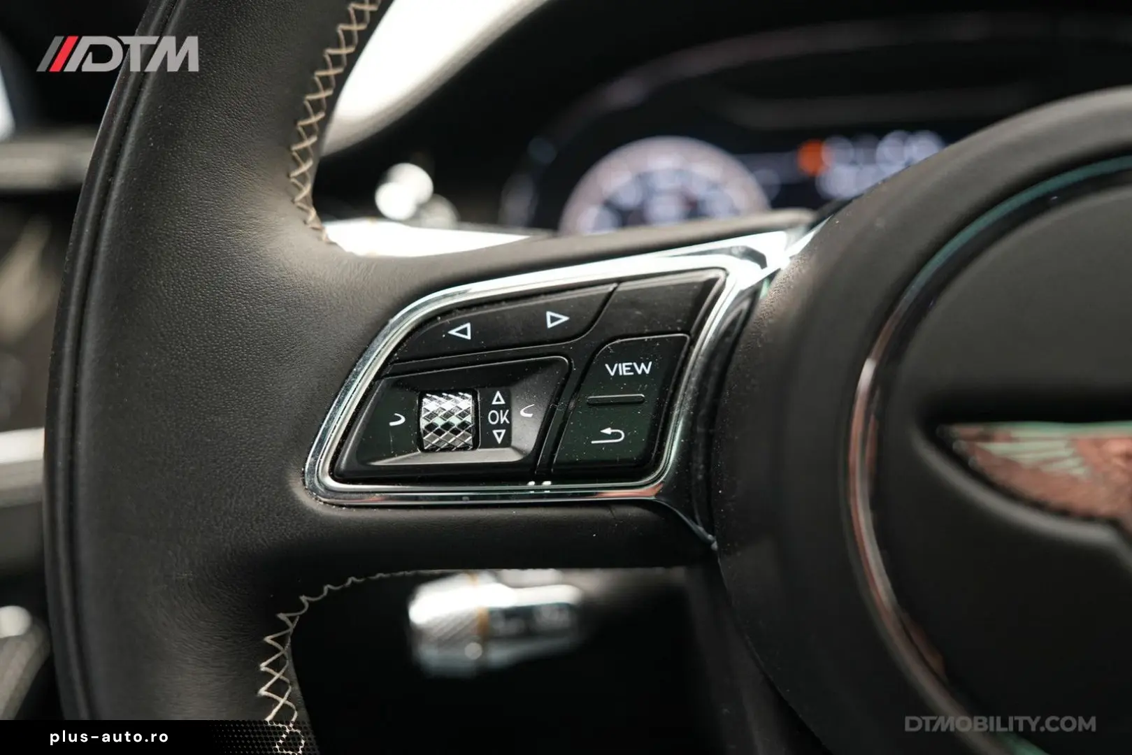BENTLEY Flying Spur 6.0 W12 Mulliner   Black Line   Illu