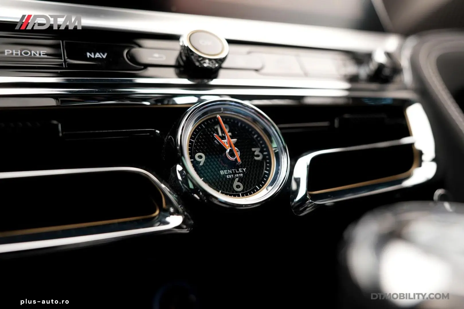 BENTLEY Flying Spur 6.0 W12 Mulliner   Black Line   Illu