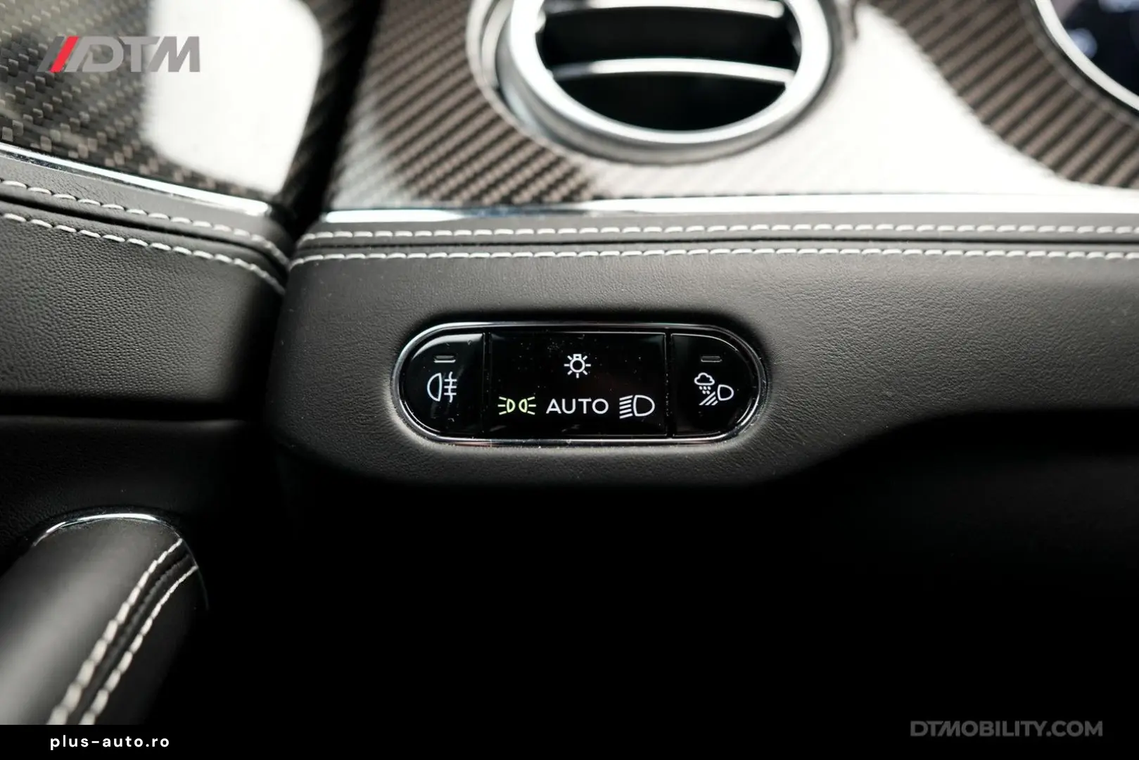 BENTLEY Flying Spur 6.0 W12 Mulliner   Black Line   Illu