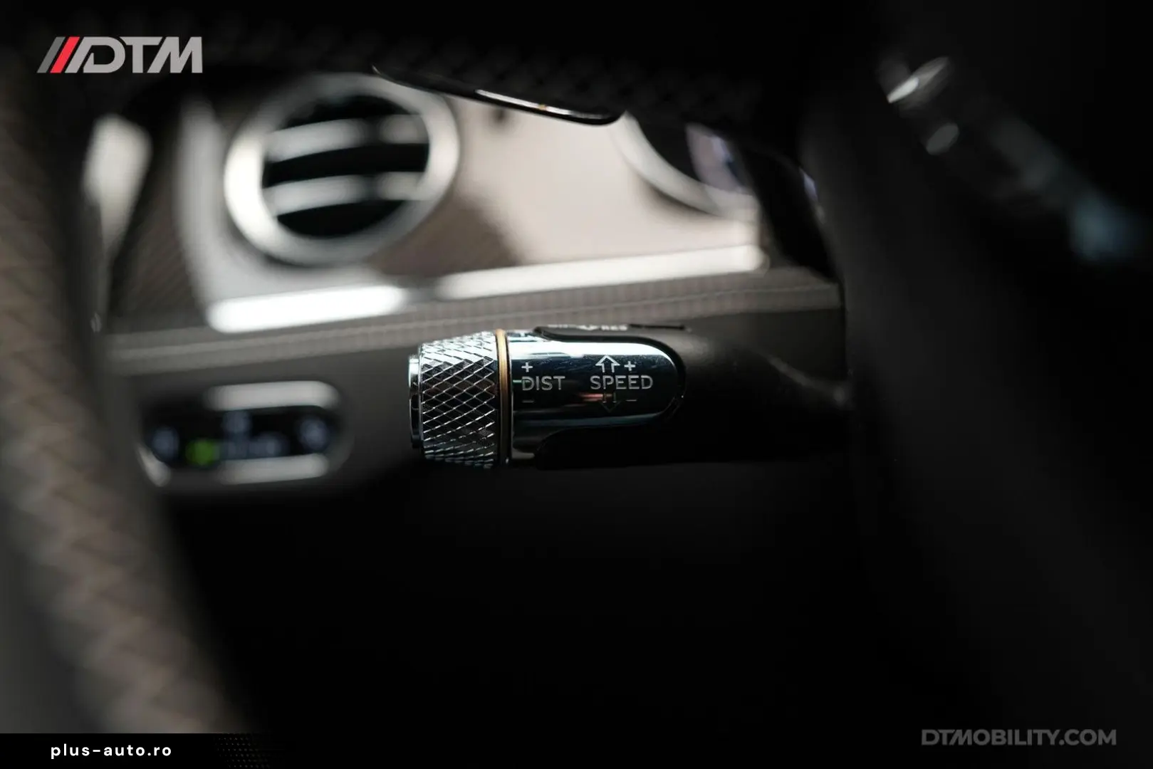 BENTLEY Flying Spur 6.0 W12 Mulliner   Black Line   Illu